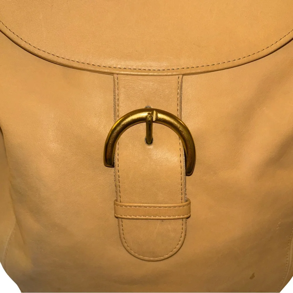Vintage Coach Soho Buckle Tan/Yellow Leather Backpack 4134 - Picture 3 of 16